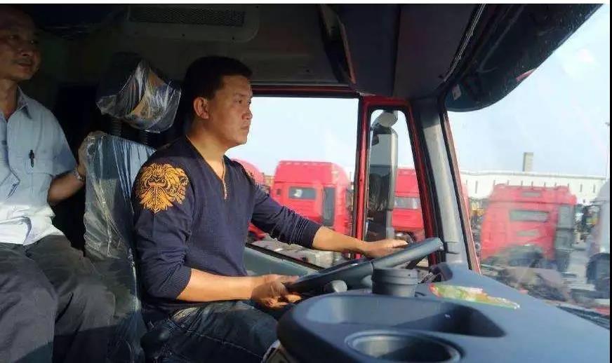 跑高速这些禁忌别犯！关乎性命，老司机也不能大意